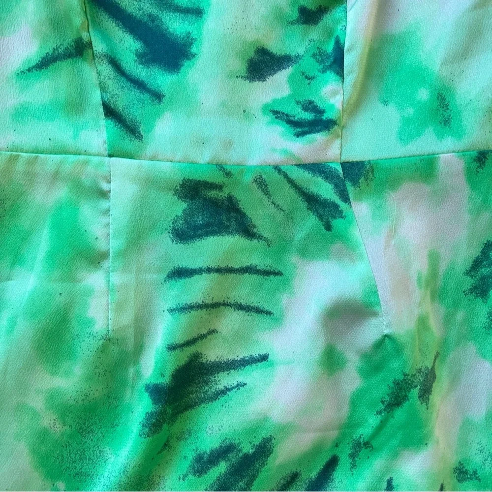 LAST CHANCE Nasty Gal Green Tie Dye Mini Dress - Picture 7 of 10